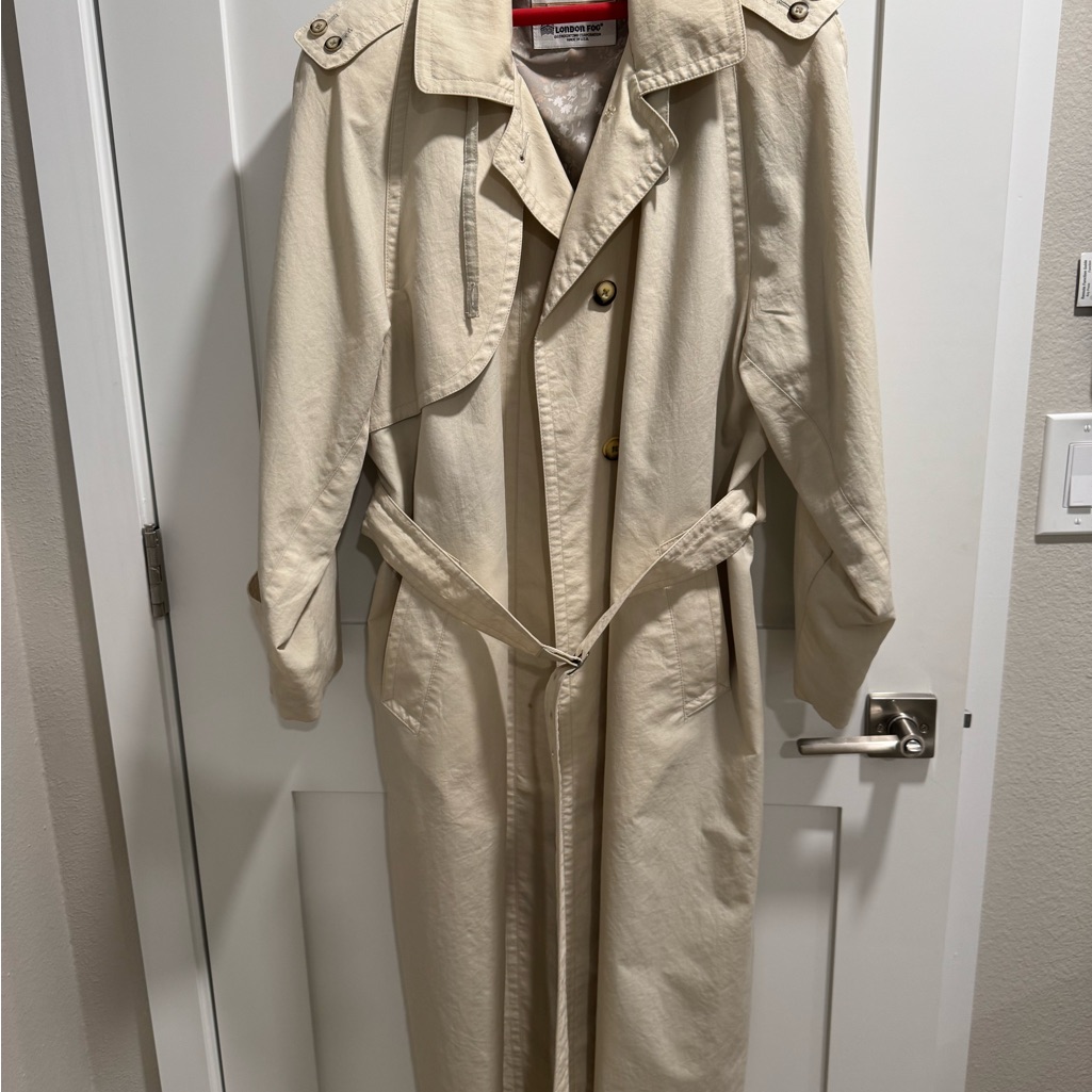 London Fog Cream Trench Coat With Classic Details